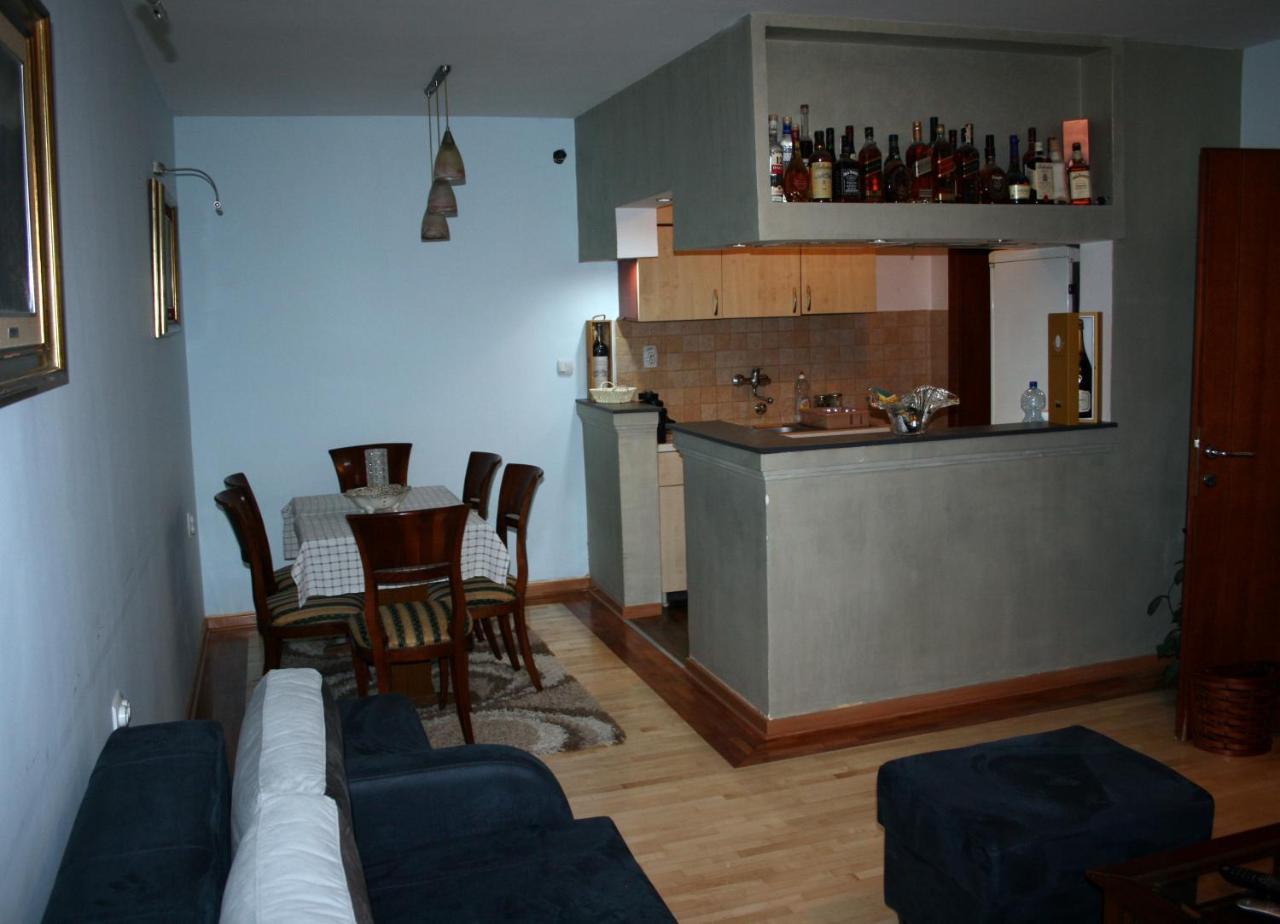 Fenix Cvetni Trg Apartment Belgrade Exterior photo